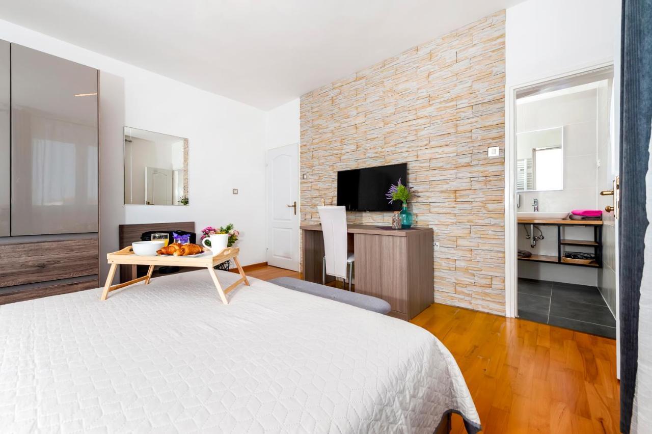 Apartment & Rooms Graciela Rovinj Exterior photo