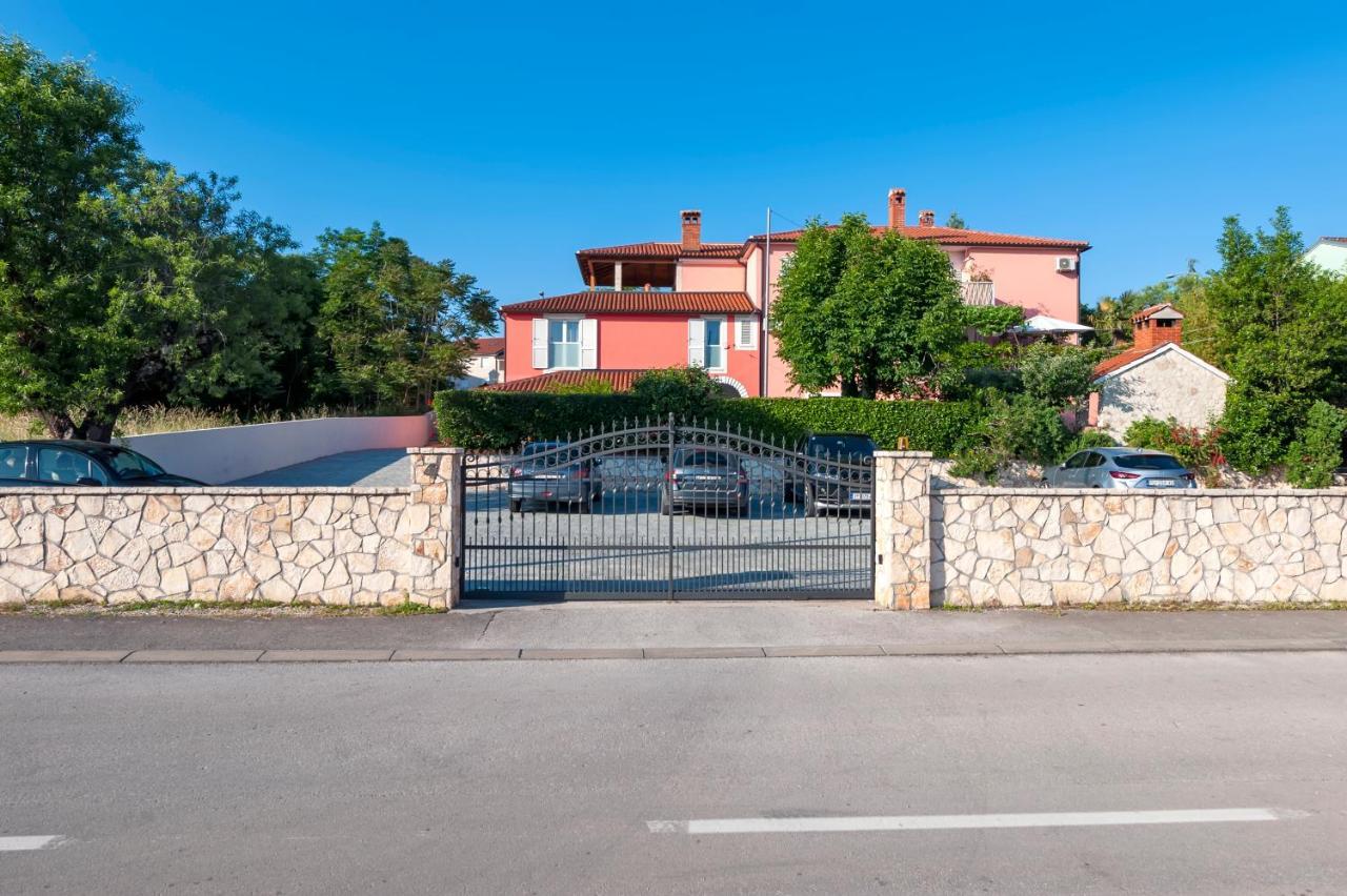 Apartment & Rooms Graciela Rovinj Exterior photo